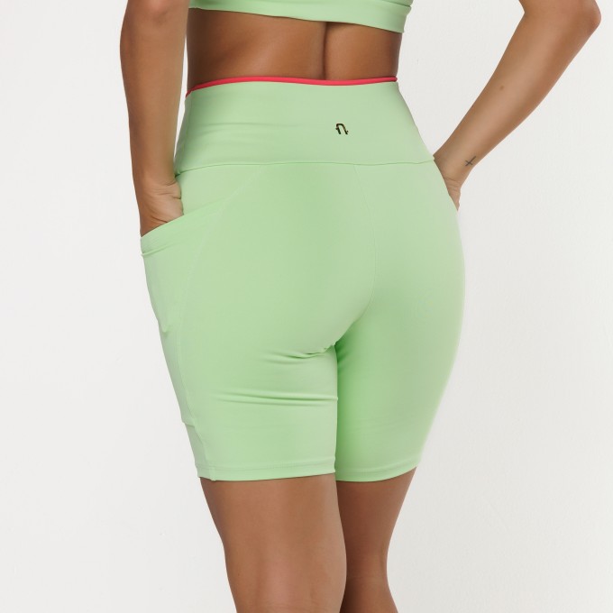 Bermuda Start Com Bolso Lateral Poliamida Verde Pixy