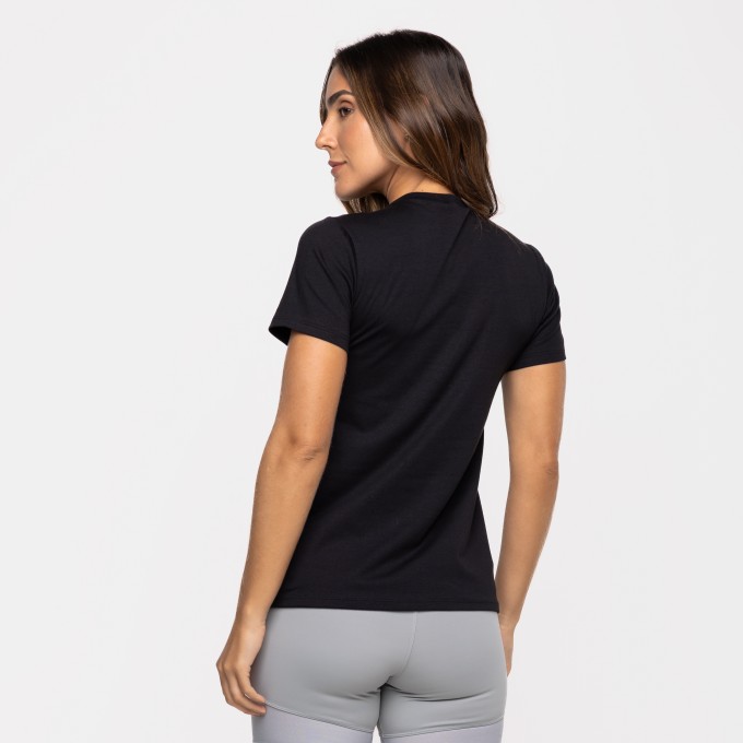 T-Shirt Slim Algodão Preta