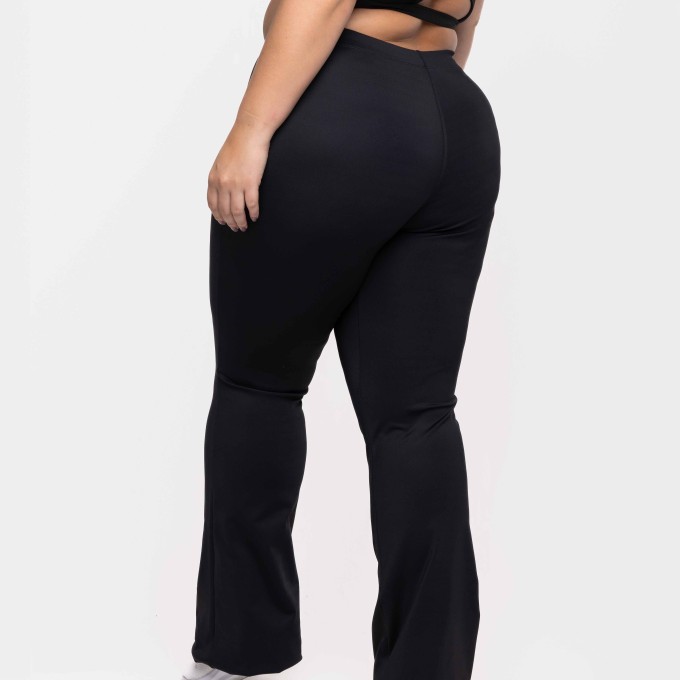 Calça Street Flare Poliamida Preta