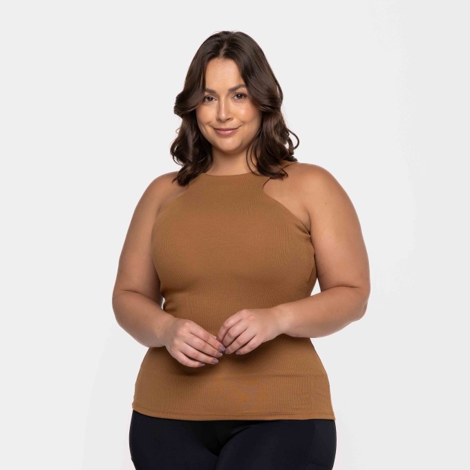 Blusa Decote Alto Canelada Amêndoa