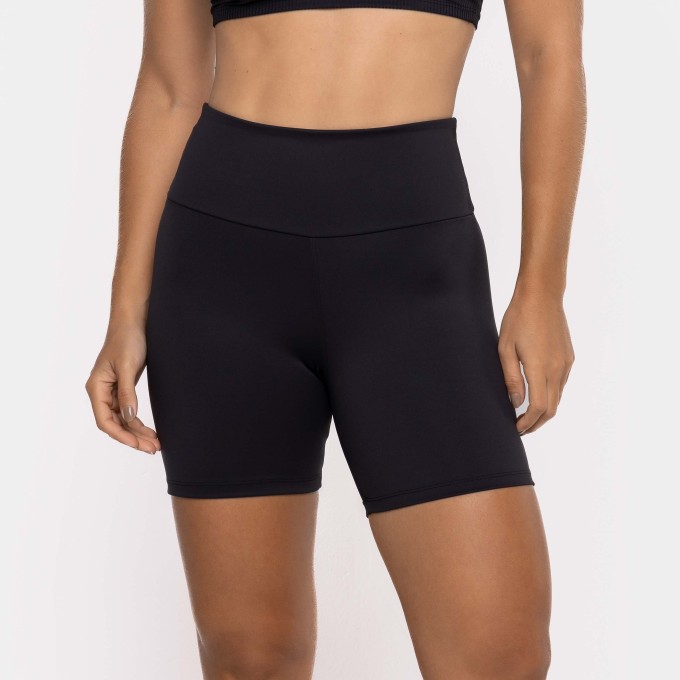 Bermuda Sense Bolso Invisível Preta