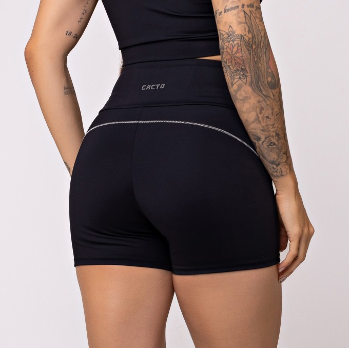 Short Alvorada Preto com Detalhe Contrastante