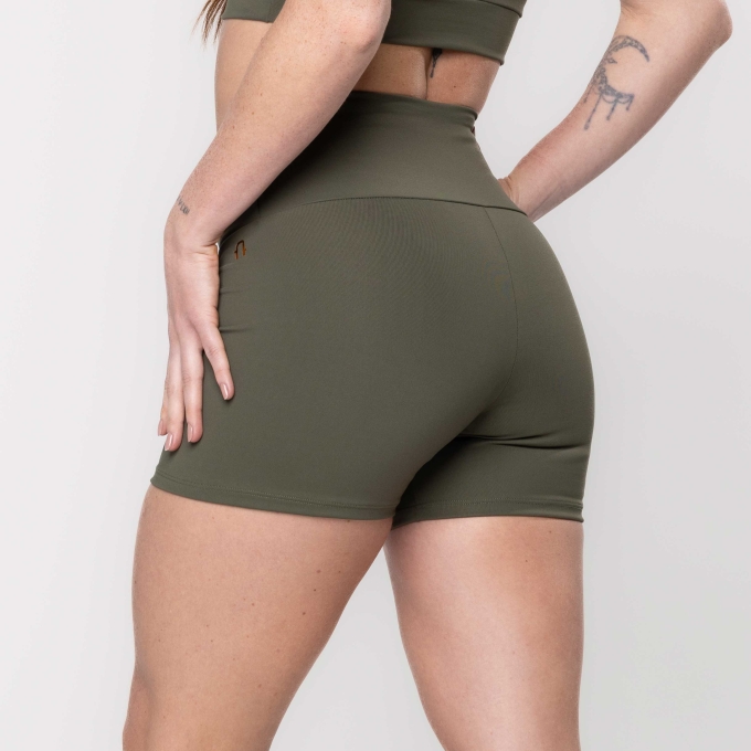 Short Básico Verde
