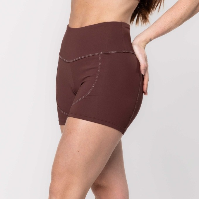Short Classy Marrom